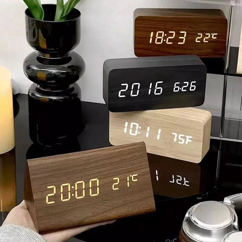 LED-Wecker in Holzoptik – Digitaluhr