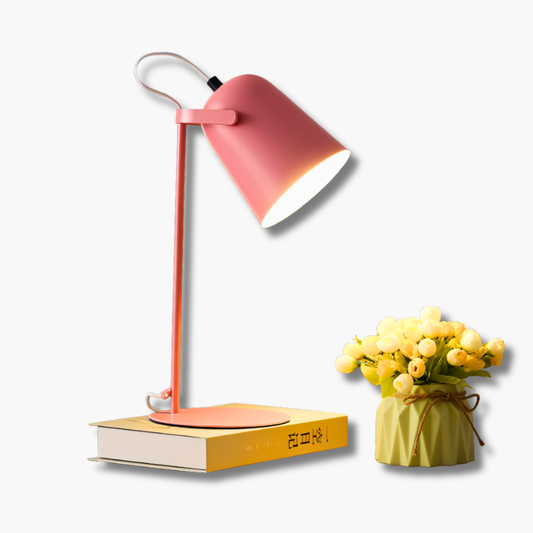 AuroraNord Schwenkbare Tischleuchte – Skandinavischer Look