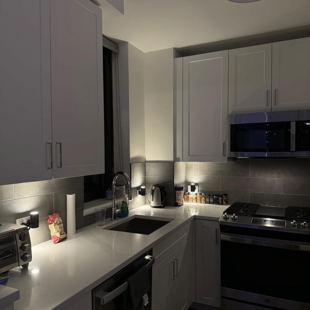 LumiCylinder Plug-in LED-Nachtlicht