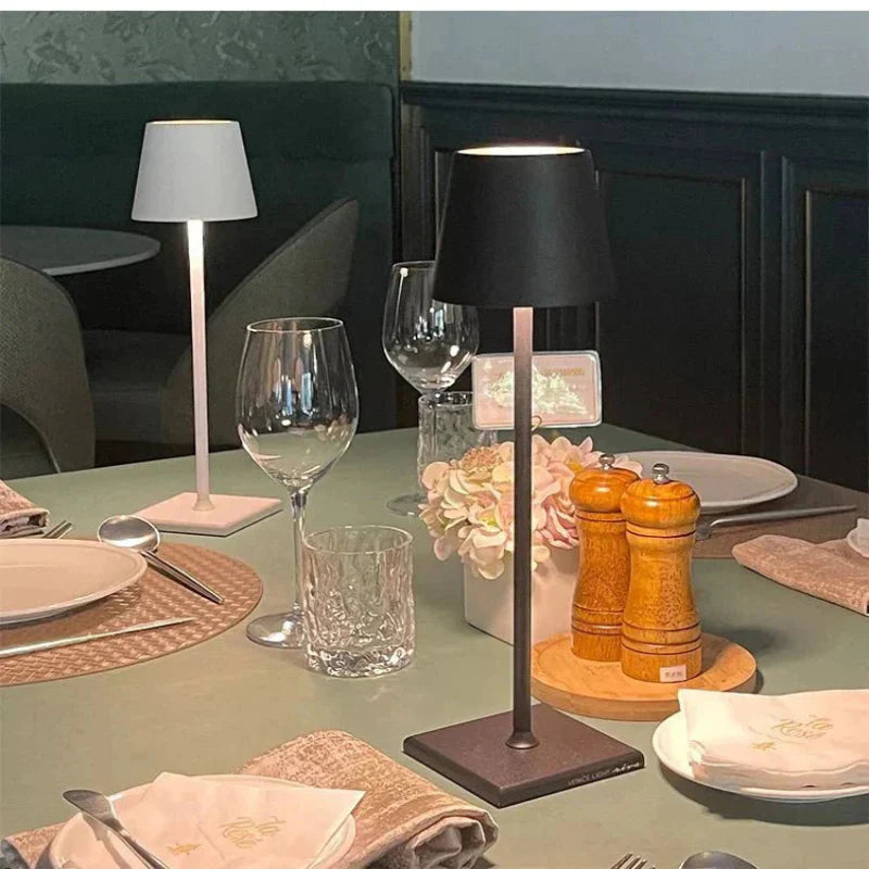 NordicGlow Kabellose Tischlampe – Dimmbare LED